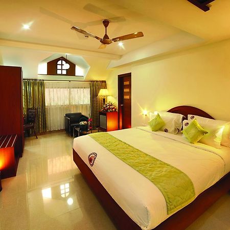 Wetzlar Resorts & Hotels, Cochin Muvattupuzha Bagian luar foto