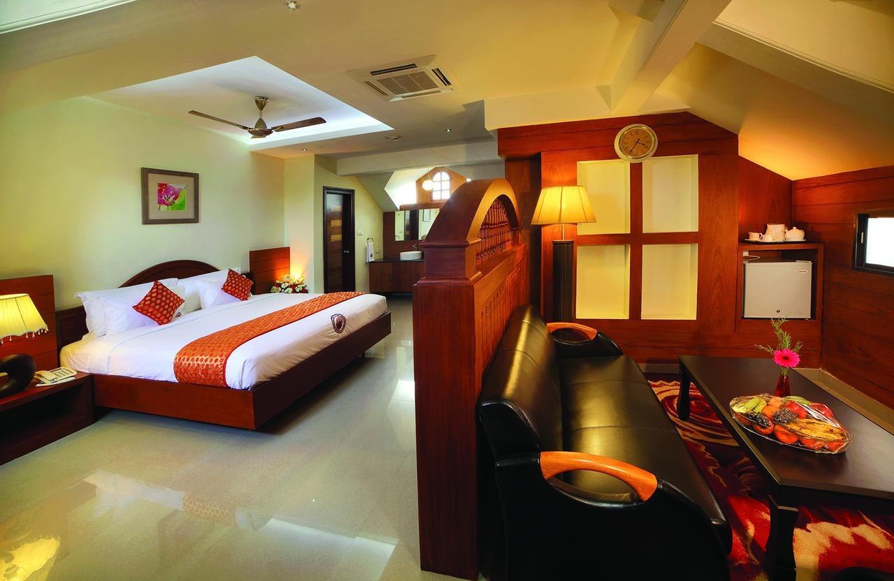 Wetzlar Resorts & Hotels, Cochin Muvattupuzha Bagian luar foto